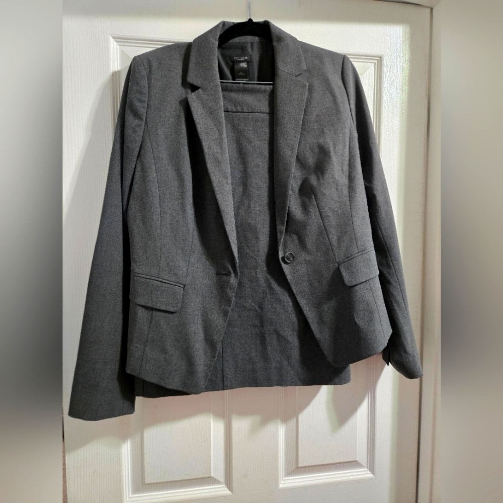 Ann Taylor Factory Gray Blazer And Skirt Set